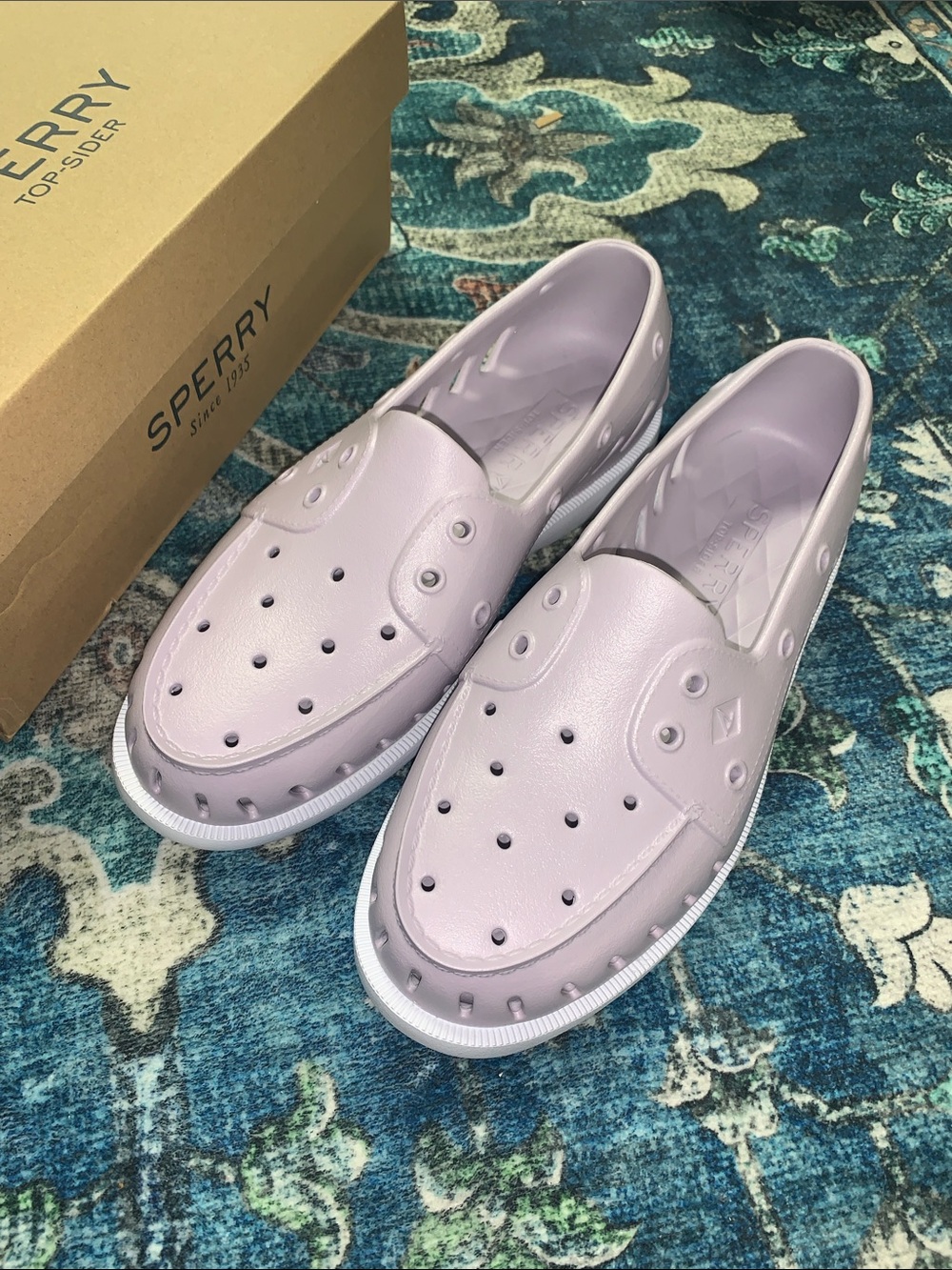 Sperry float on lake shoes new purple 10